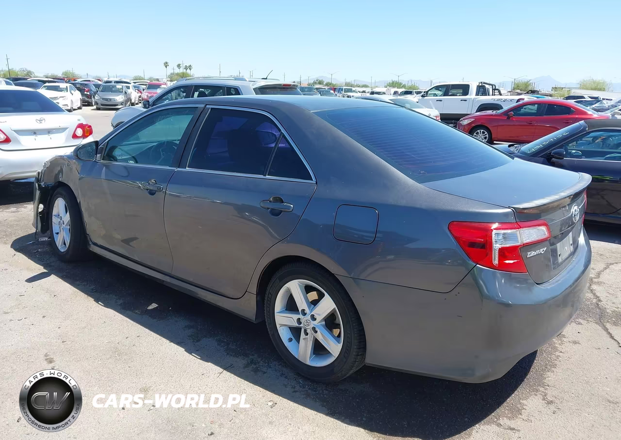 2014 Toyota Camry Se VIN:4T1BF1FK4EU437016 - 3