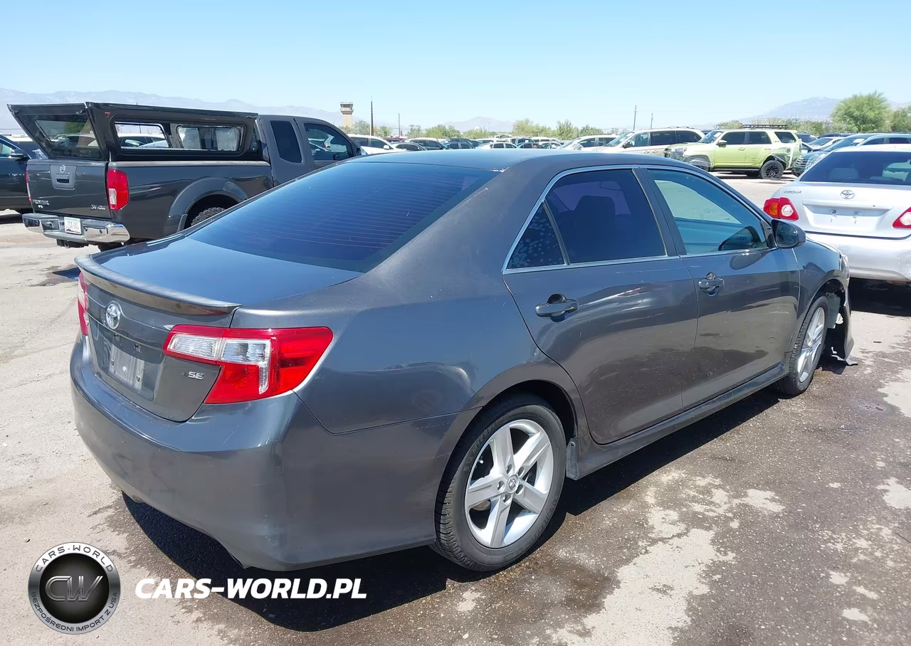 2014 Toyota Camry Se VIN:4T1BF1FK4EU437016 - 4
