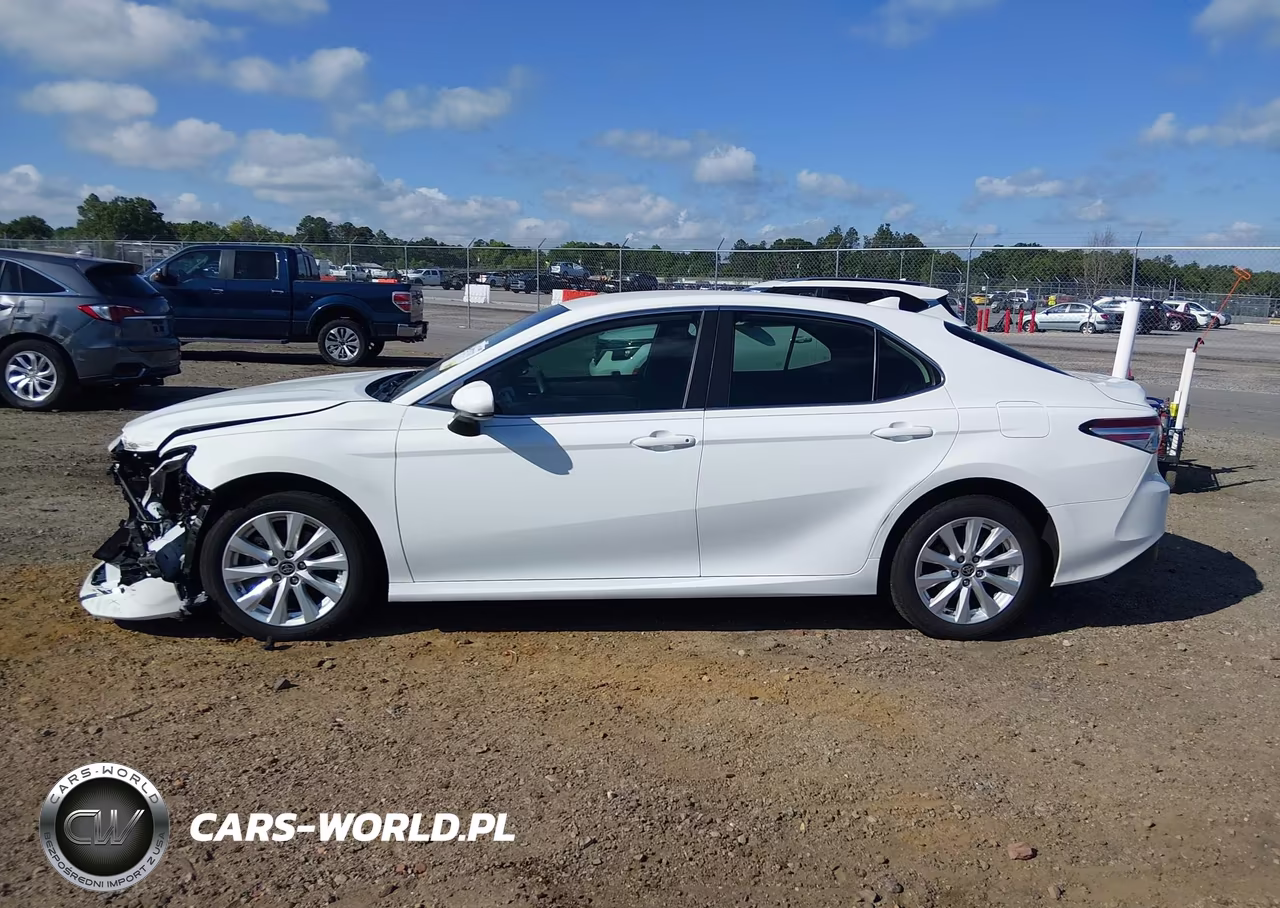 2020 Toyota Camry Le Awd VIN:4T1C11BK1LU003979 - 14