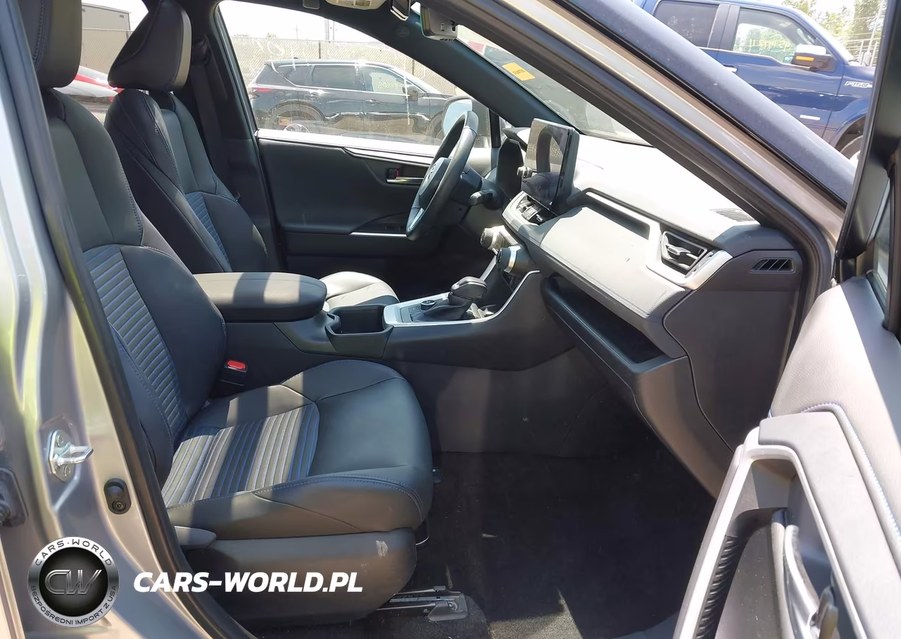 2024 Toyota Rav4 Hybrid Xse VIN:4T3E6RFV2RU163222 - 5