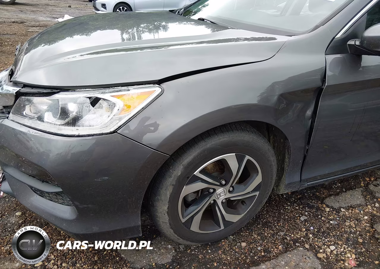 2017 Honda Accord Lx VIN:1HGCR2F34HA170840 - 17