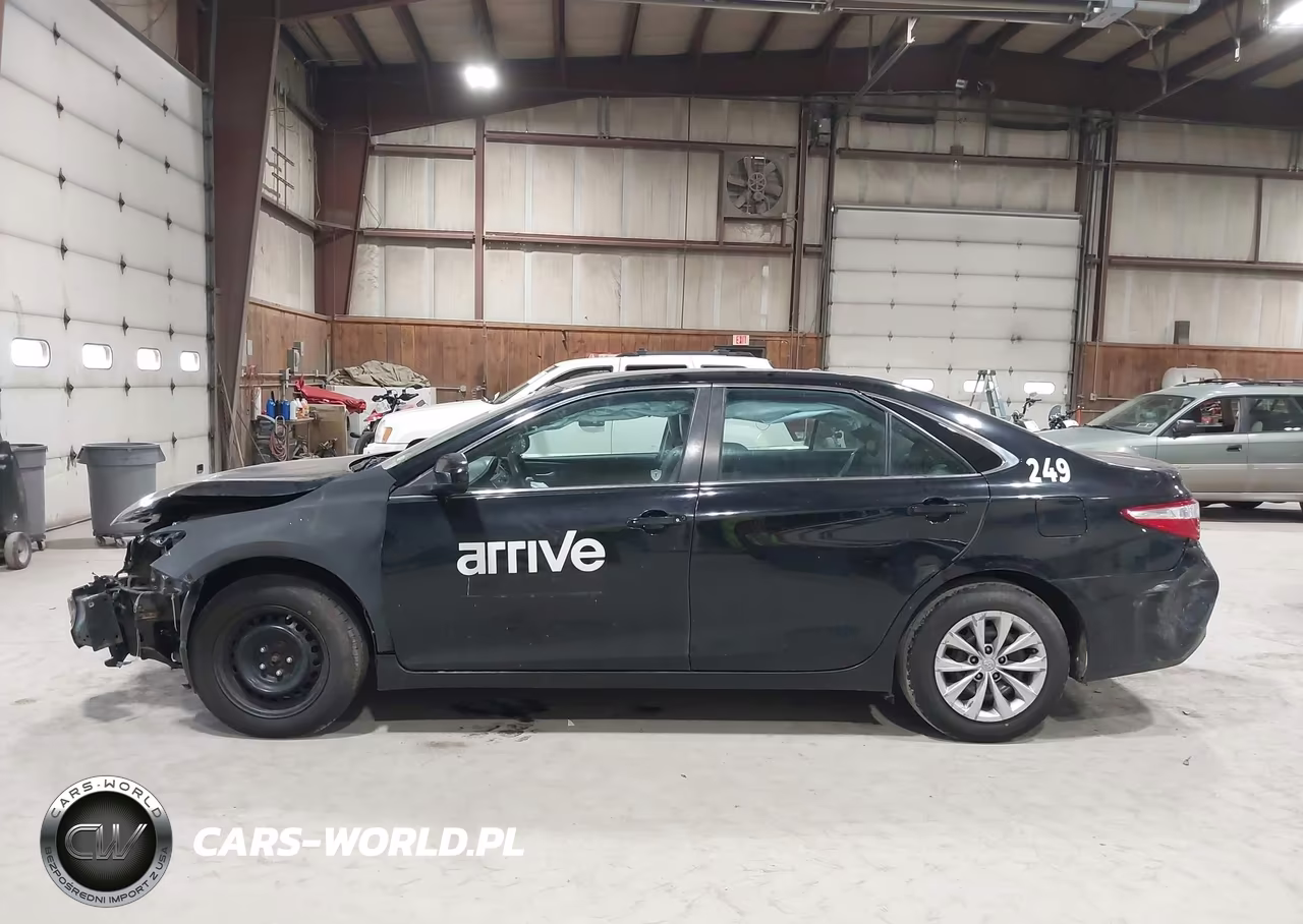 2017 Toyota Camry Hybrid Le VIN:4T1BD1FK2HU206741 - 15