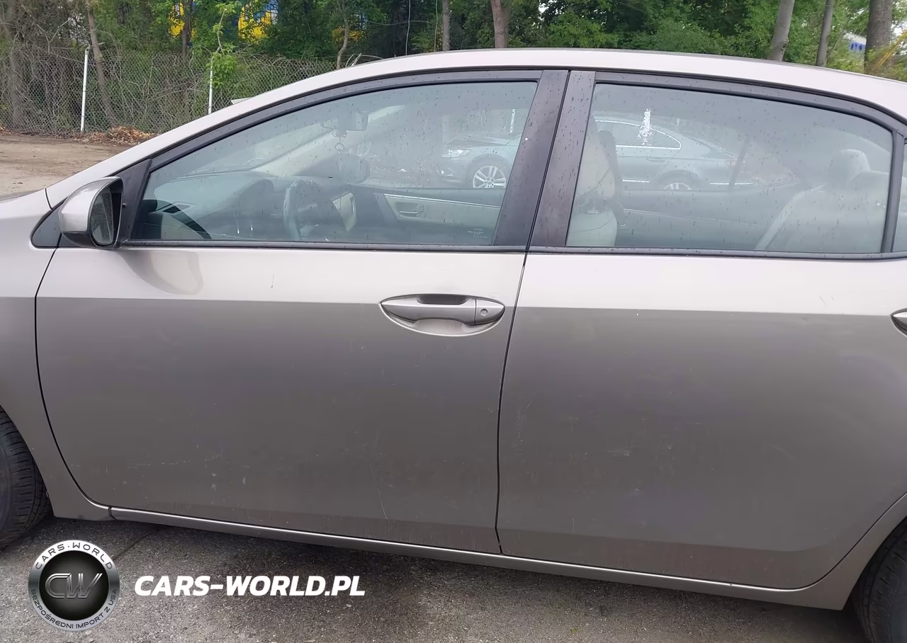 2015 Toyota Corolla Le VIN:2T1BURHE3FC466313 - 14