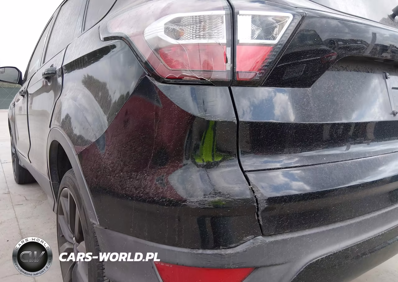 2017 Ford Escape Se VIN:1FMCU0GD0HUC88130 - 13