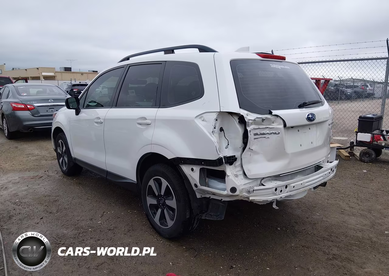2017 Subaru Forester 2.5I VIN:JF2SJABC0HH435988 - 3
