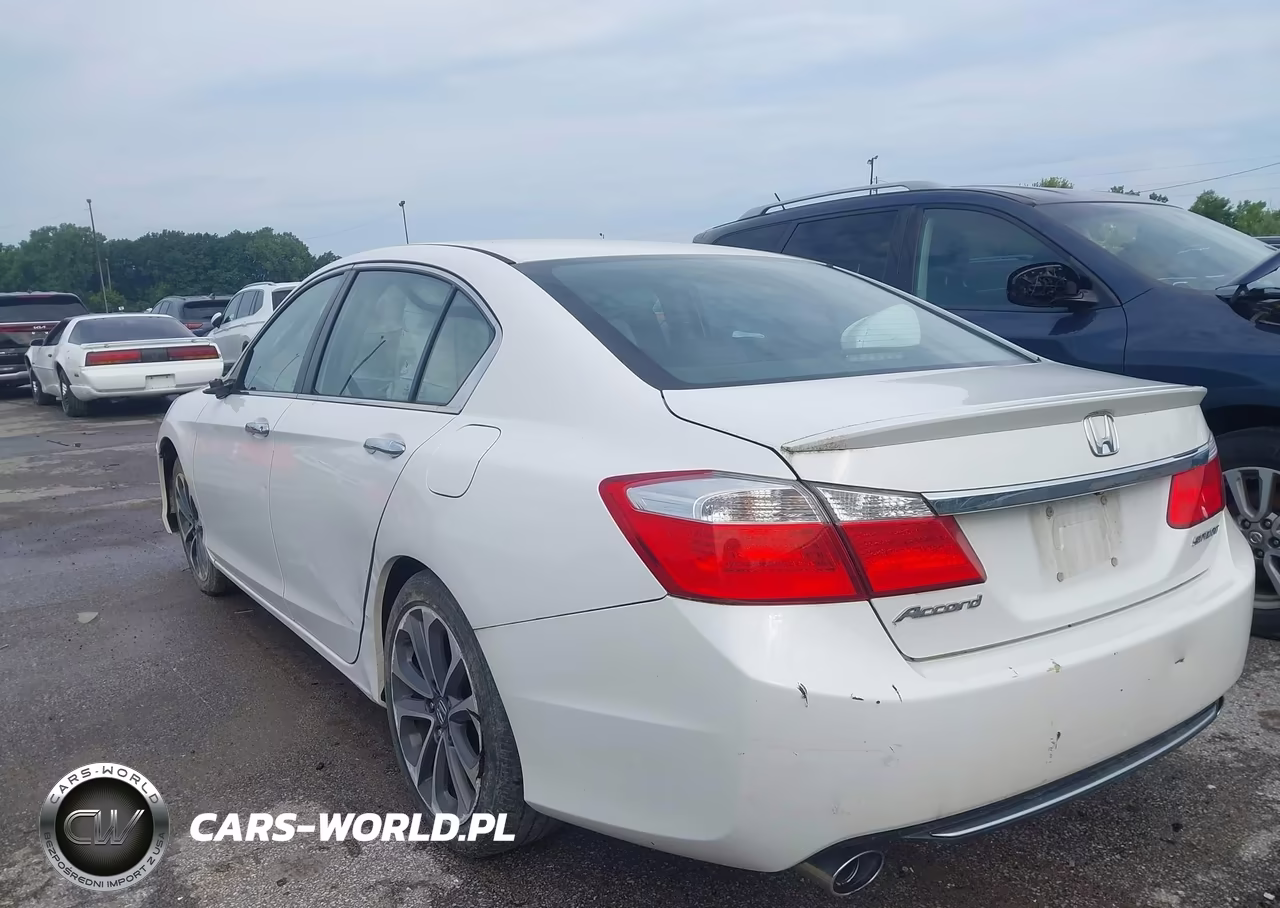 2015 Honda Accord Sport VIN:1HGCR2F57FA273541 - 3