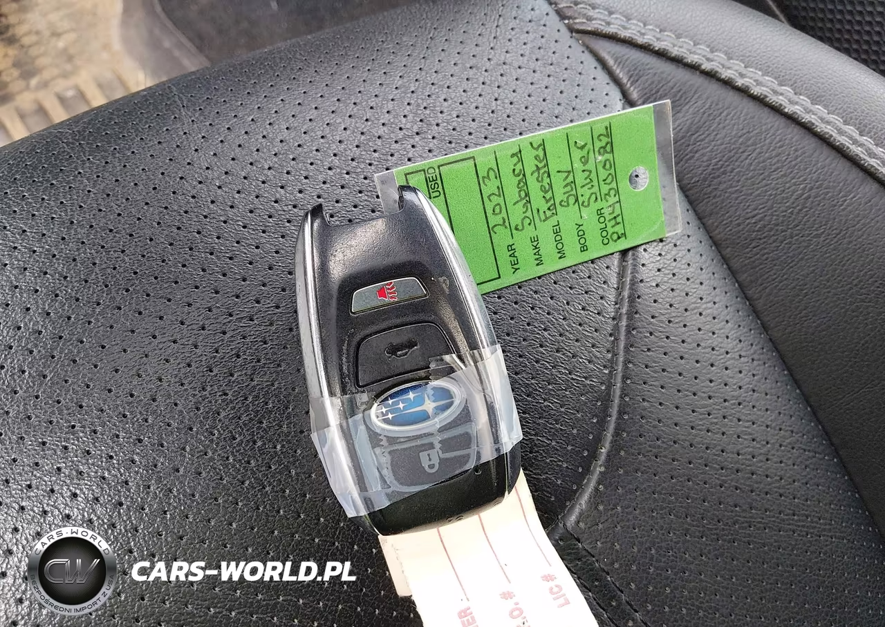 2023 Subaru Forester Limited VIN:JF2SKAPC9PH430082 - 11