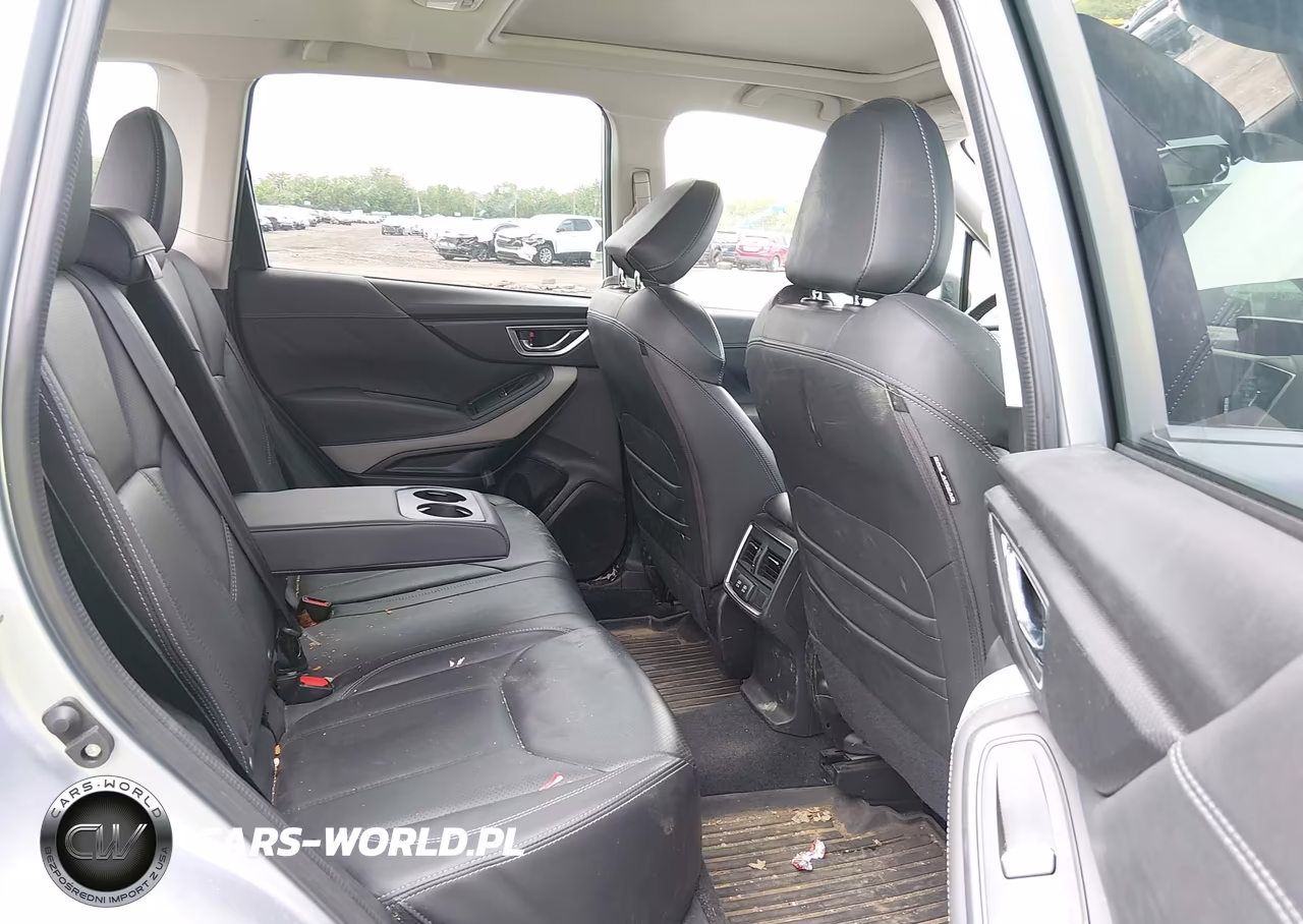 2023 Subaru Forester Limited VIN:JF2SKAPC9PH430082 - 8