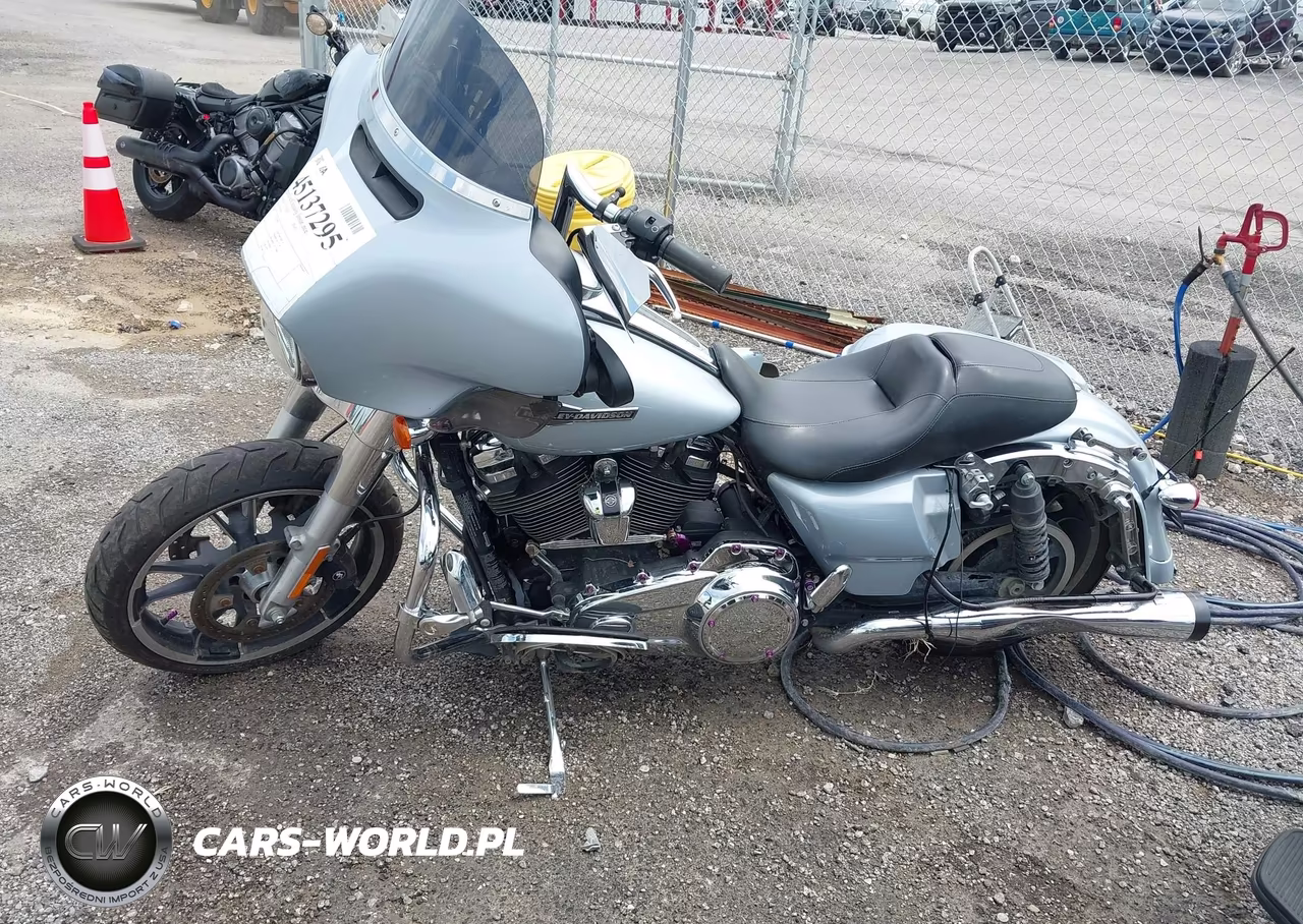 2023 Harley-Davidson Flhx VIN:1HD1KBC15PB602985 - 13