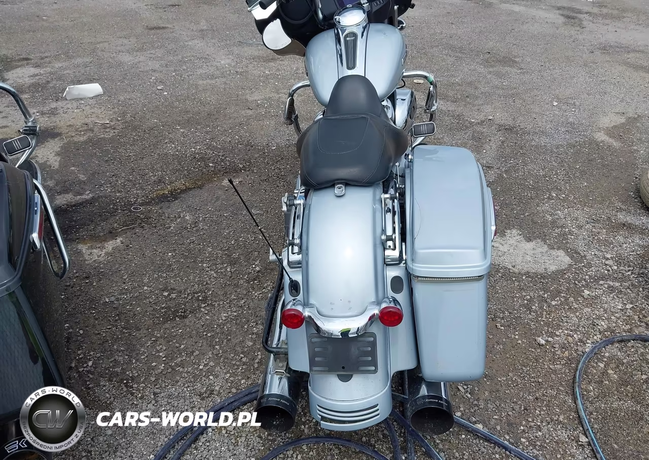 2023 Harley-Davidson Flhx VIN:1HD1KBC15PB602985 - 6