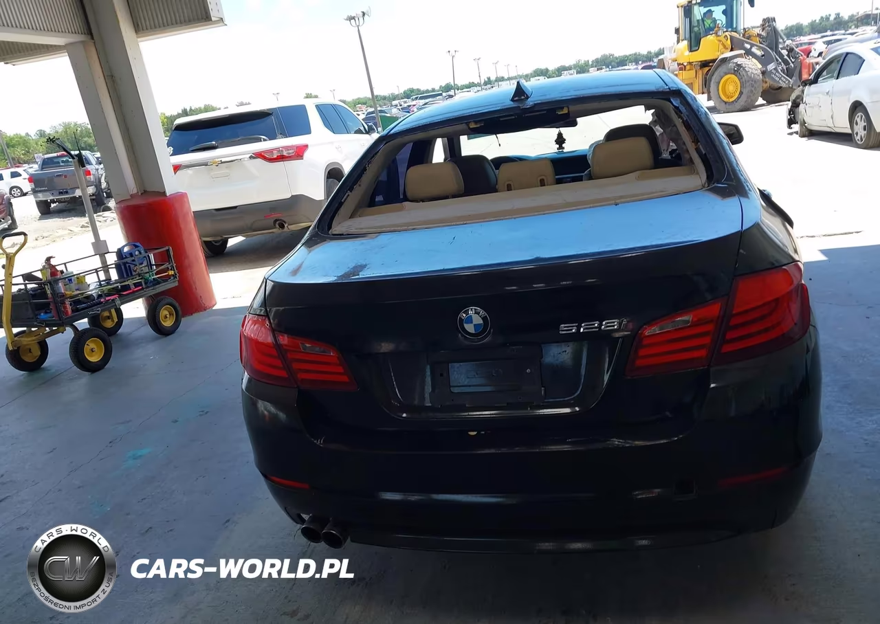 2011 BMW 528I VIN:WBAFR1C5XBC737475 - 17