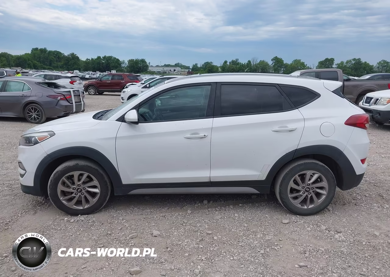 2018 Hyundai Tucson Sel VIN:KM8J33A46JU668440 - 14