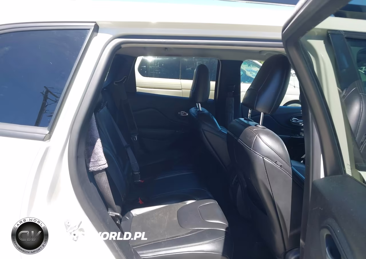 2019 Jeep Cherokee Altitude Fwd VIN:1C4PJLLB8KD411801 - 8