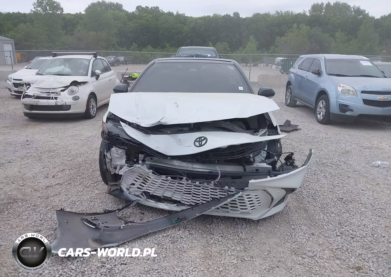 2026 Toyota Camry Xse VIN:4T1DAACK4TU211261 - 12