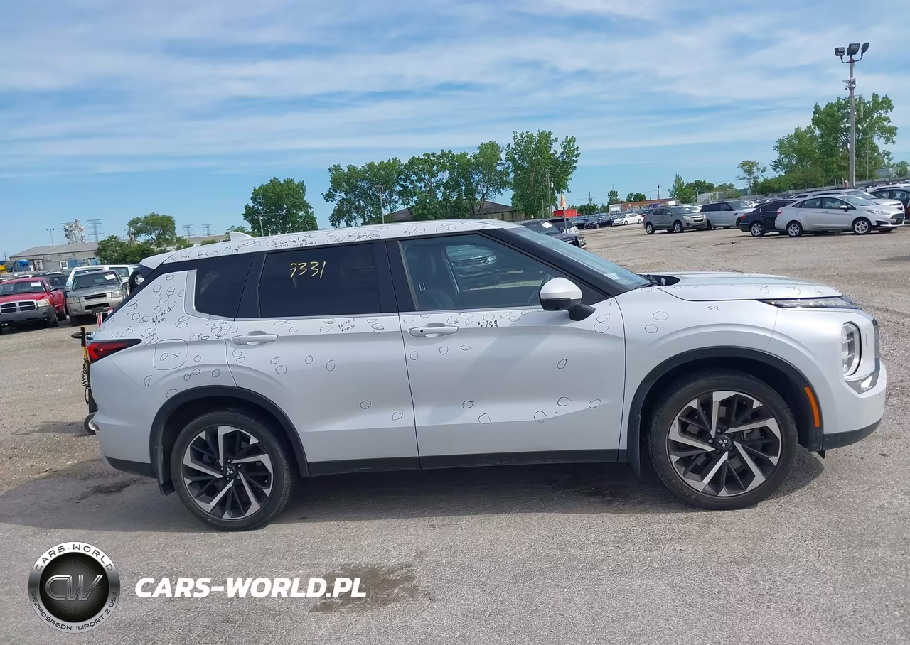 2023 Mitsubishi Outlander Se 2.5 S-Awc VIN:JA4J4UA82PZ055070 - 13