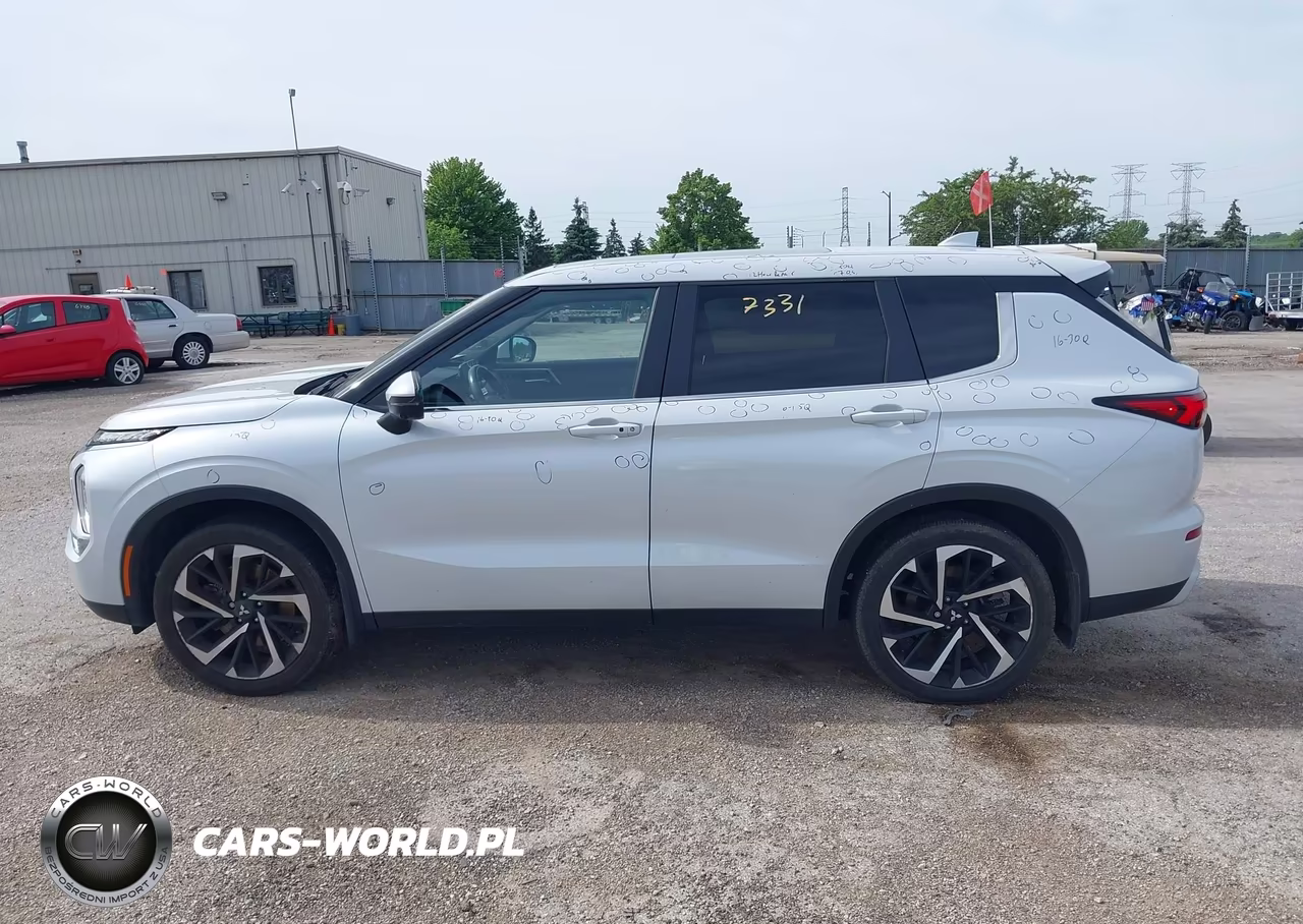 2023 Mitsubishi Outlander Se 2.5 S-Awc VIN:JA4J4UA82PZ055070 - 14