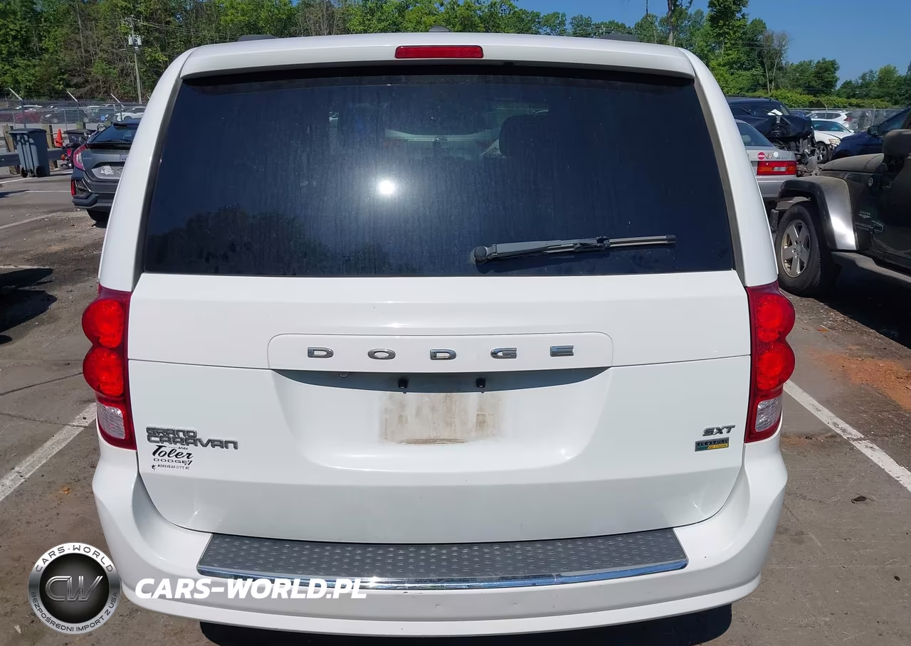 2018 Dodge Grand Caravan Sxt VIN:2C4RDGCG4JR297343 - 17