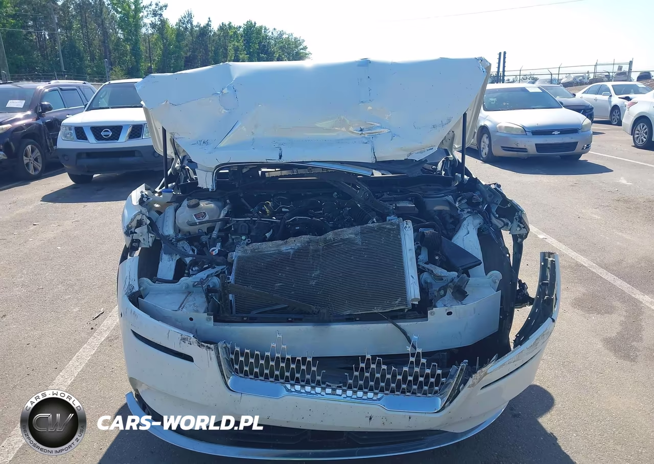 2020 Lincoln Corsair Standard VIN:5LMCJ1C95LUL30071 - 6