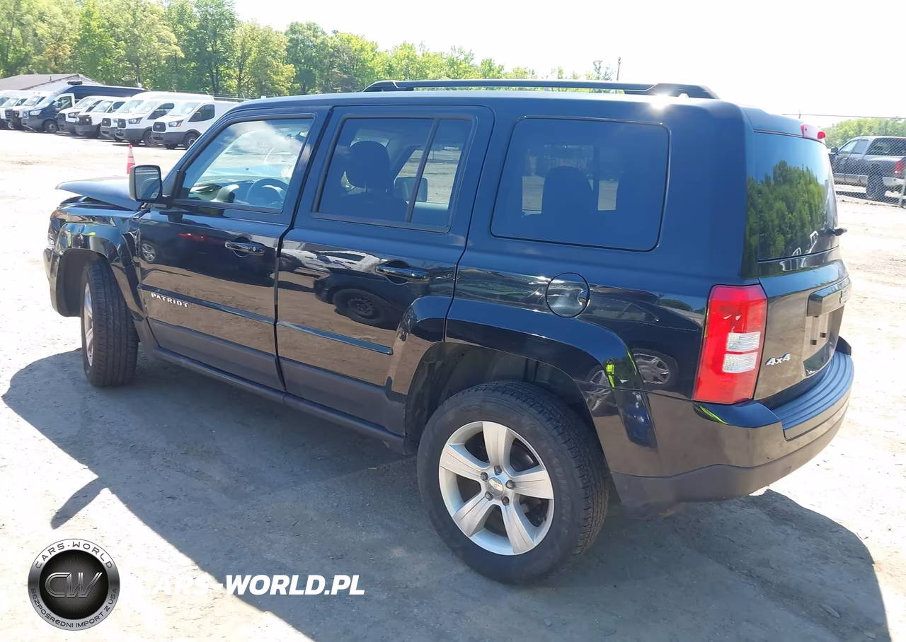 2016 Jeep Patriot Sport VIN:1C4NJRBB4GD598540 - 3