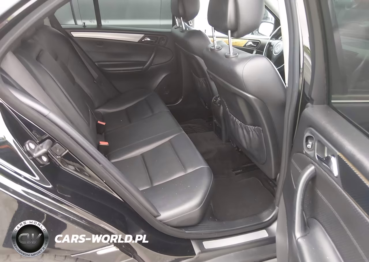 2007 Mercedes-Benz C 230 Sport VIN:WDBRF52H07F929004 - 8