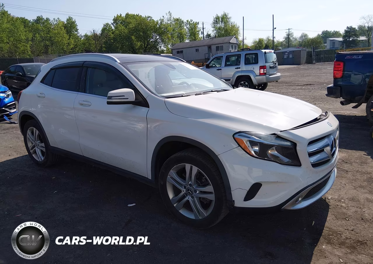 2018 Mercedes-Benz Gla 250 4Matic – zdjęcie 1 z 16