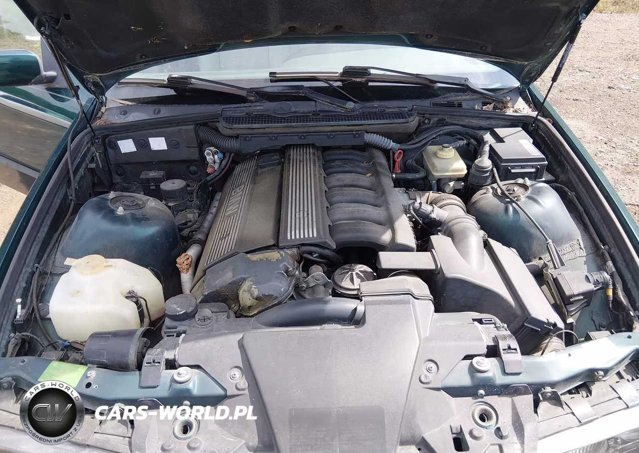 1994 BMW 325 I VIN:WBACB3325RFE17713 - 10