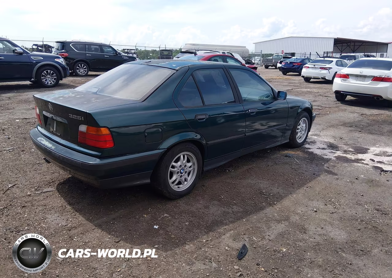 1994 BMW 325 I VIN:WBACB3325RFE17713 - 4