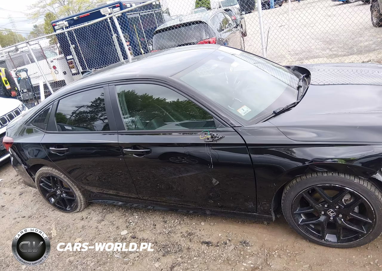 2025 Honda Civic Sport VIN:2HGFE2F52SH564307 - 13