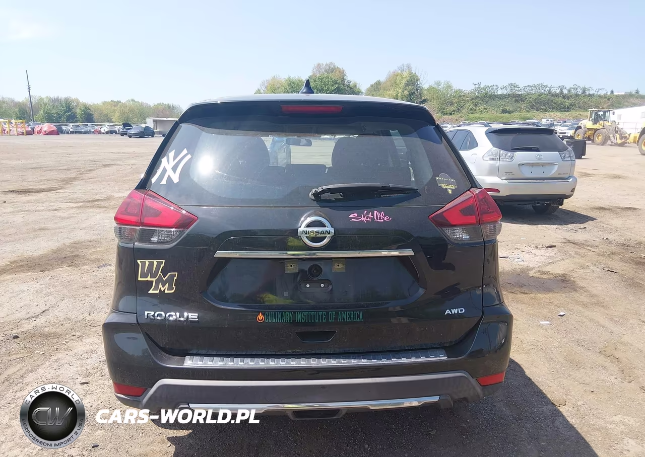 2018 Nissan Rogue S VIN:KNMAT2MV8JP545188 - 16