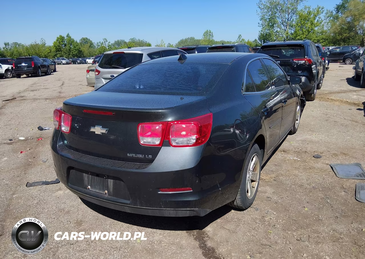 2014 Chevrolet Malibu 1Ls VIN:1G11B5SL0EF213756 - 4