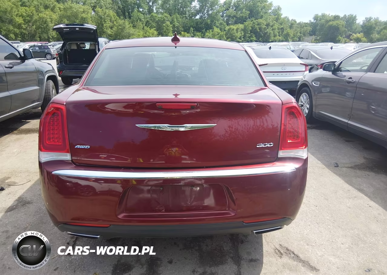 2016 Chrysler 300 Anniversary Edition VIN:2C3CCARG4GH329191 - 17