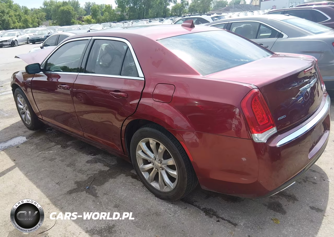 2016 Chrysler 300 Anniversary Edition VIN:2C3CCARG4GH329191 - 3