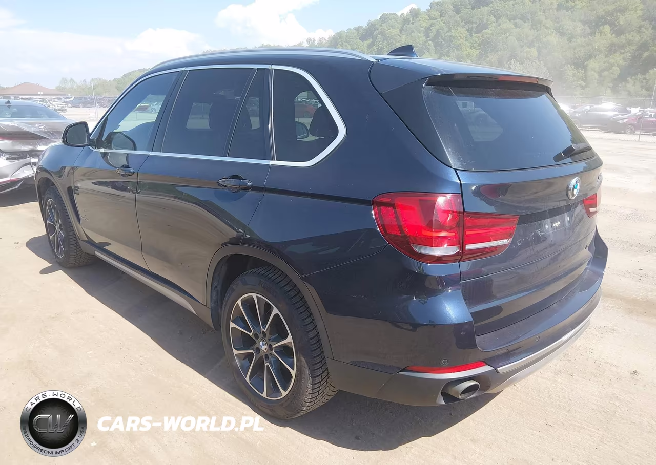 2017 BMW X5 xDrive35I VIN:5UXKR0C37H0V79132 - 3