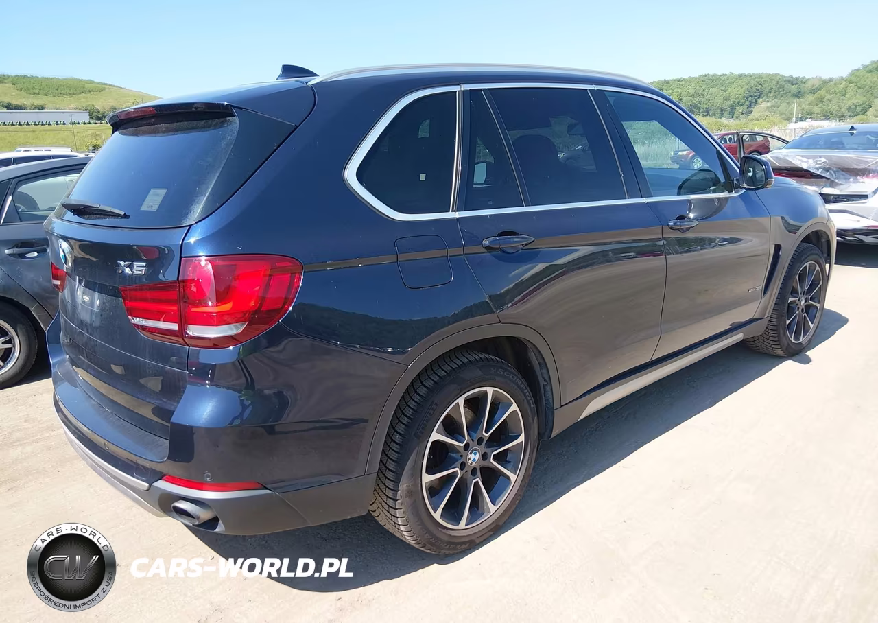 2017 BMW X5 xDrive35I VIN:5UXKR0C37H0V79132 - 4