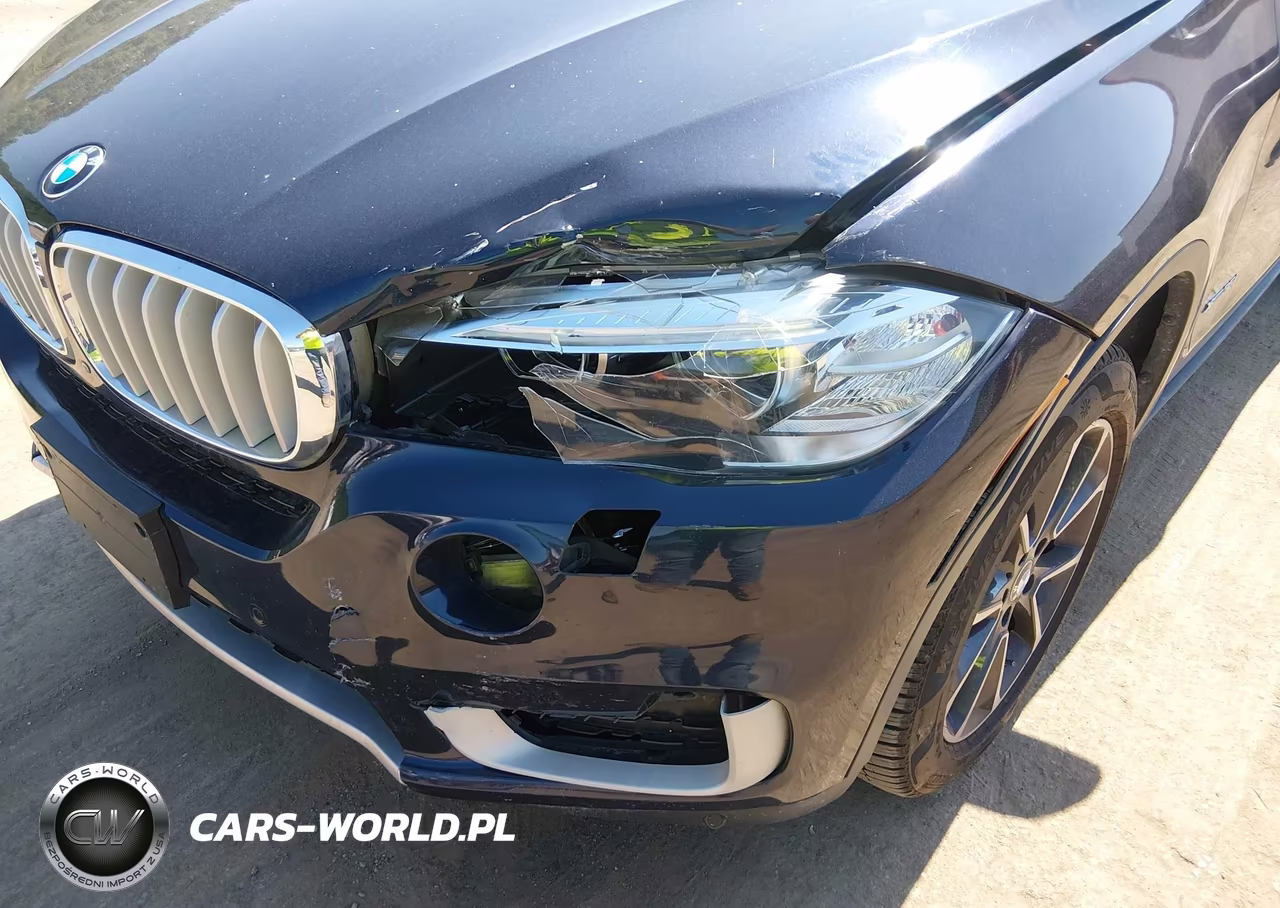 2017 BMW X5 xDrive35I VIN:5UXKR0C37H0V79132 - 6