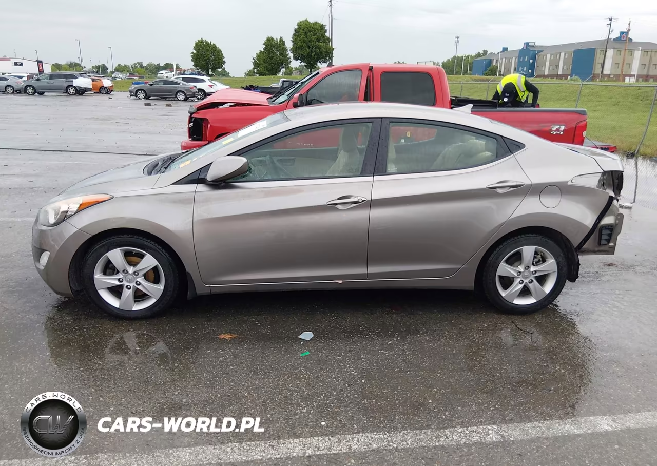 2013 Hyundai Elantra Gls VIN:5NPDH4AE0DH246065 - 15