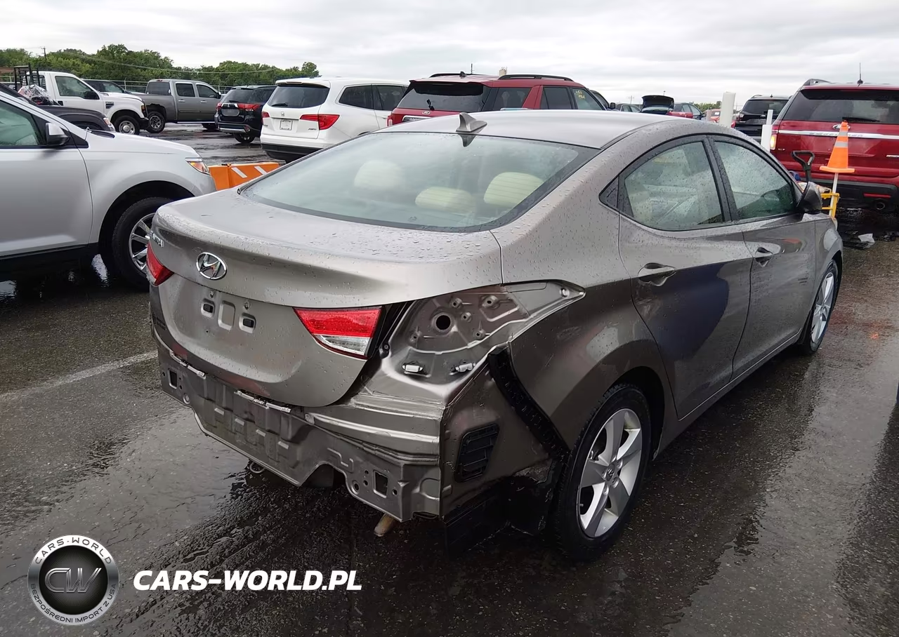 2013 Hyundai Elantra Gls VIN:5NPDH4AE0DH246065 - 18