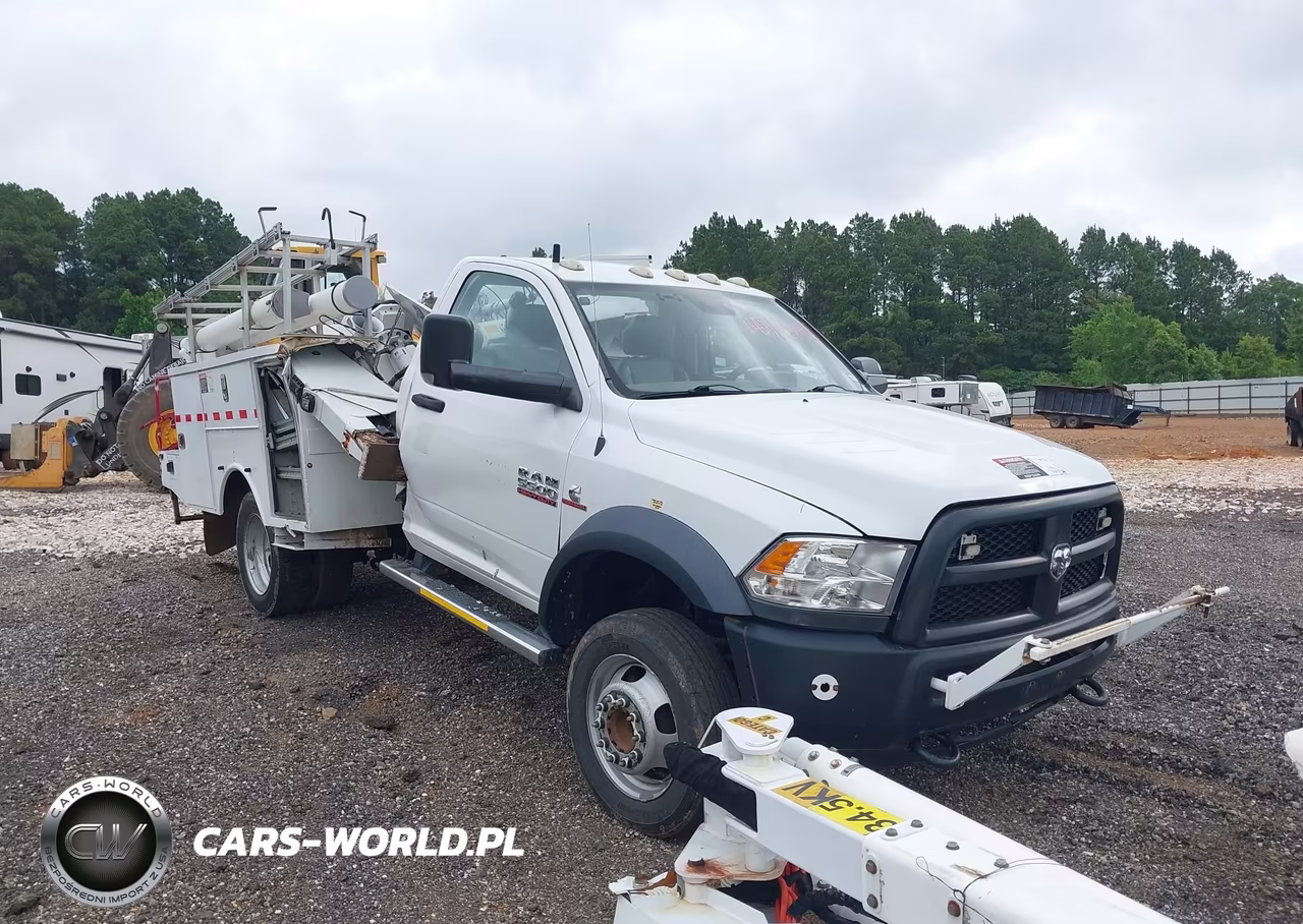 2015 Ram 5500 Chassis Tradesman-Slt
