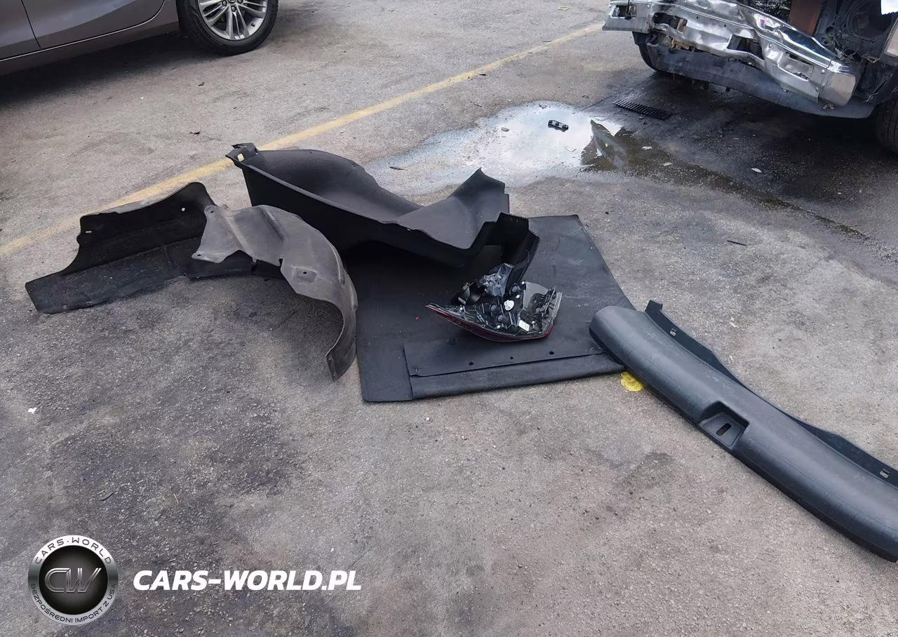2026 Honda Civic Sport VIN:2HGFE2F51TH505797 - 12