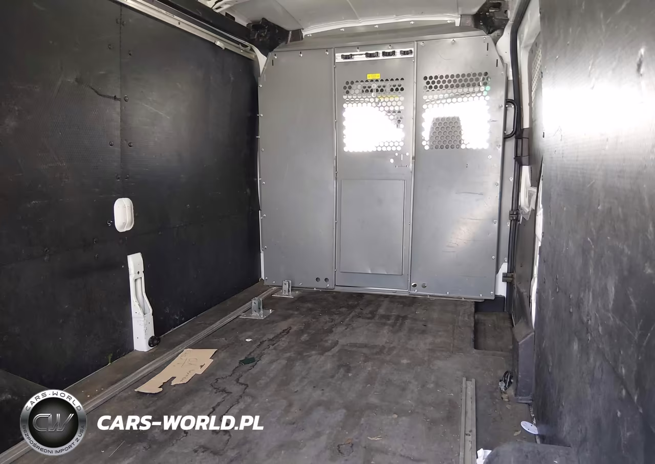 2018 Ford Transit-250 VIN:1FTYR2CG8JKA34786 - 8