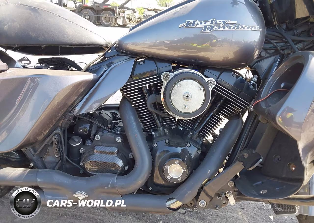 2014 Harley-Davidson Flhxs Street Glide Special VIN:1HD1KRM17EB696145 - 8