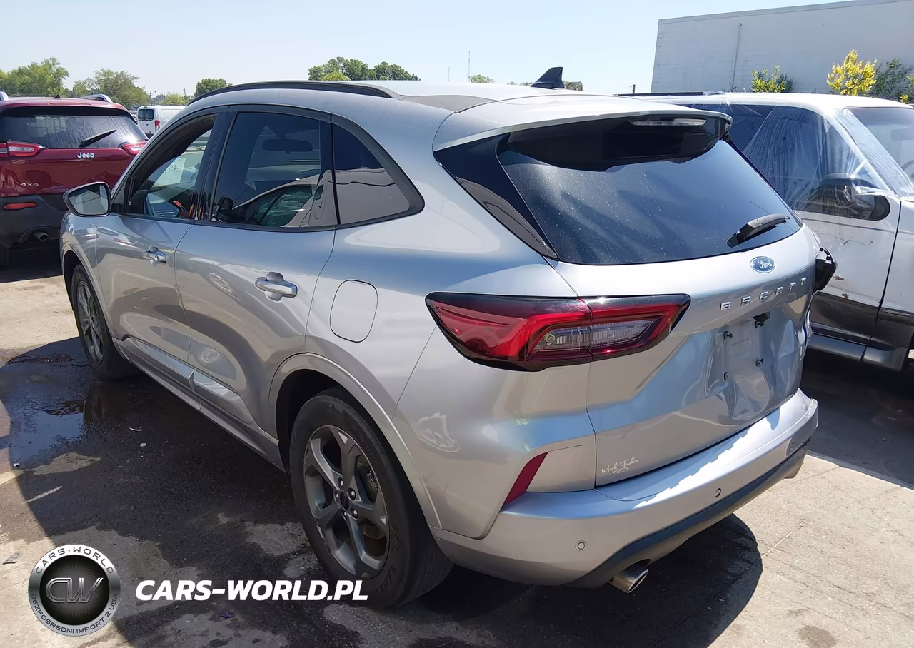 2023 Ford Escape St-Line VIN:1FMCU0MN2PUA53918 - 3