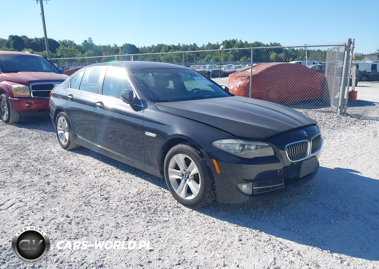 2011 BMW 528I