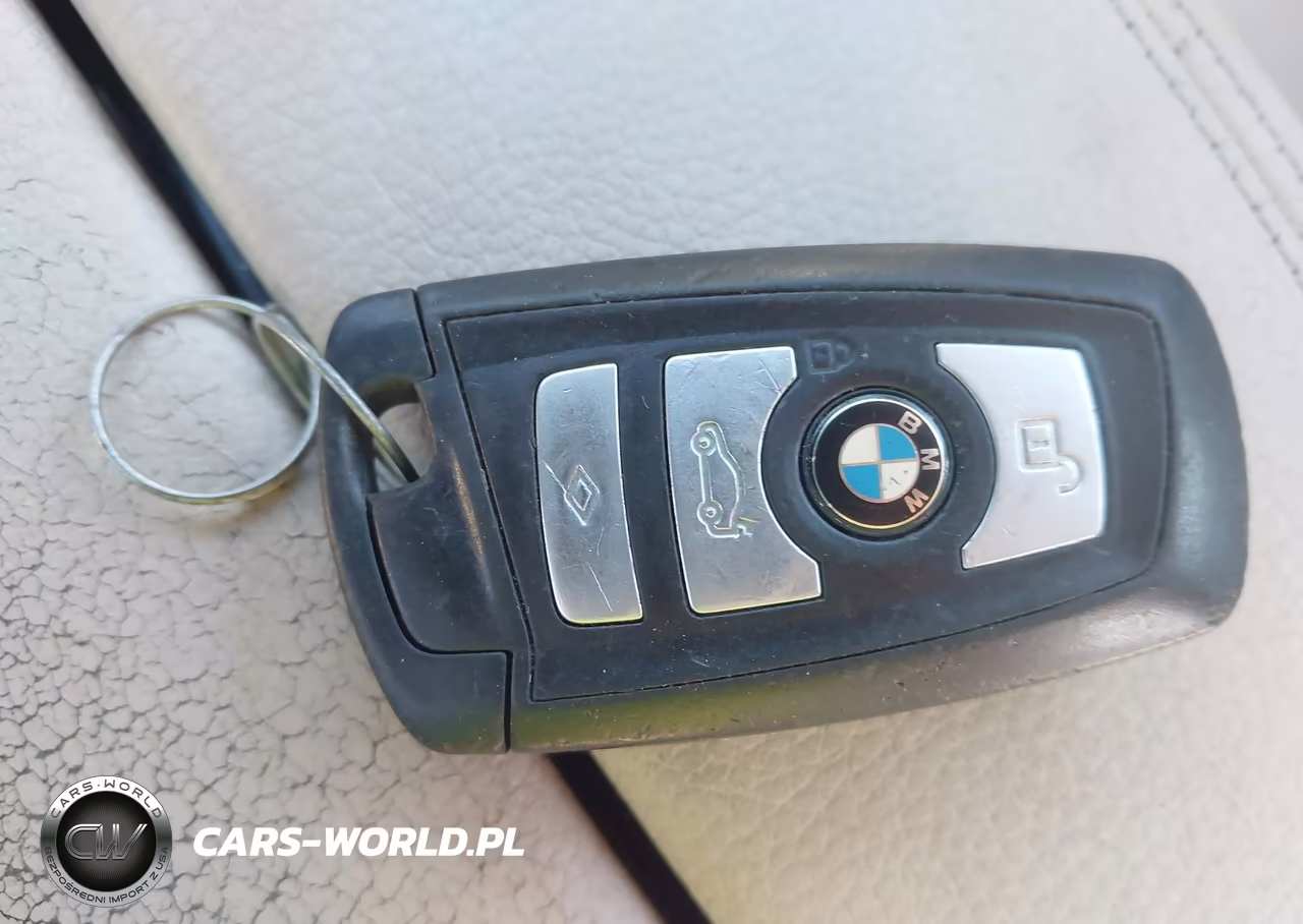 2011 BMW 528I VIN:WBAFR1C54BC737004 - 11
