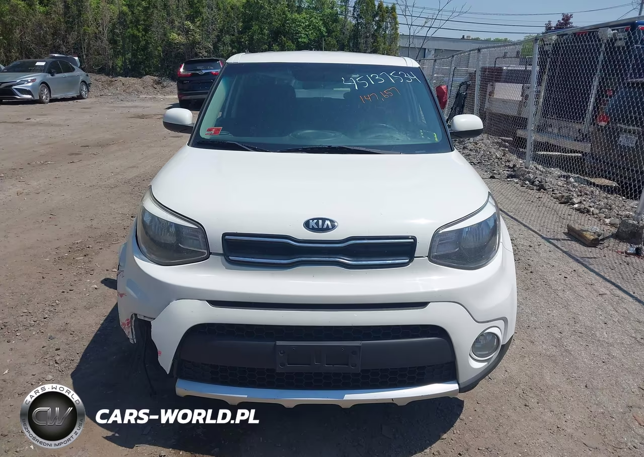 2018 Kia Soul + VIN:KNDJP3A5XJ7551279 - 12