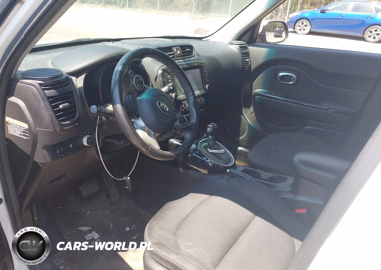 2018 Kia Soul + VIN:KNDJP3A5XJ7551279 - 5