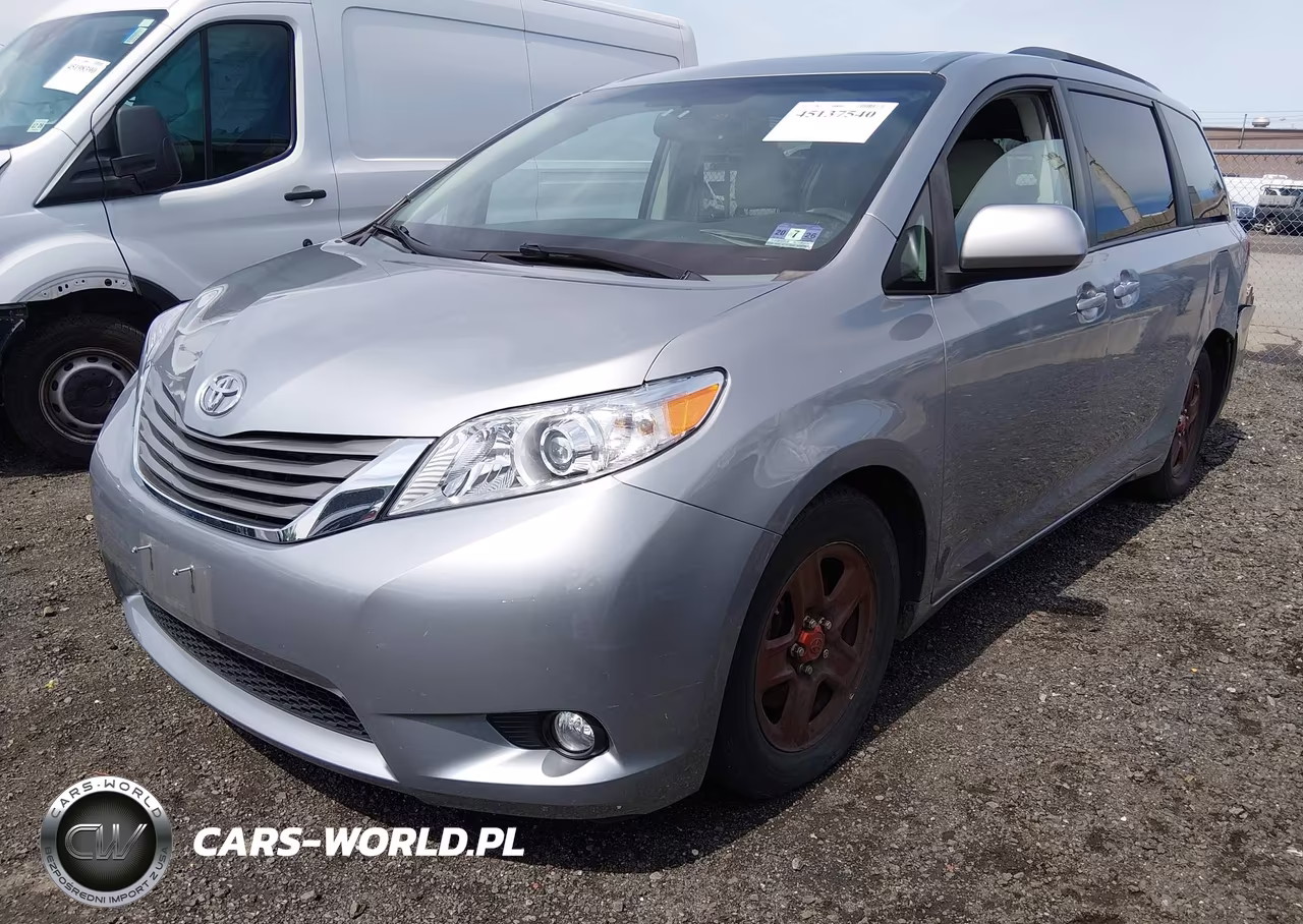 2013 Toyota Sienna Xle V6 8 Passenger VIN:5TDYK3DC8DS359425 - 2