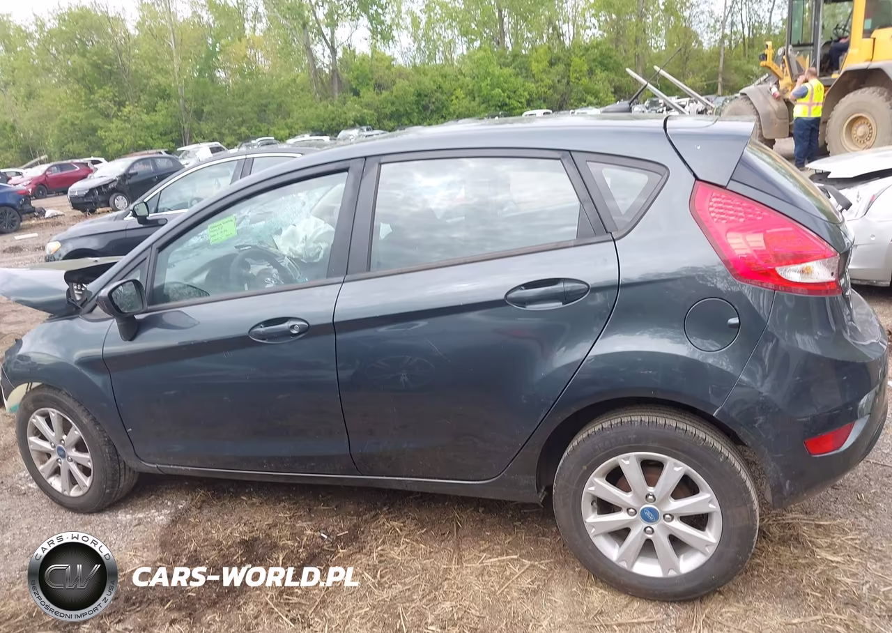 2011 Ford Fiesta Se VIN:3FADP4EJ7BM225558 - 15