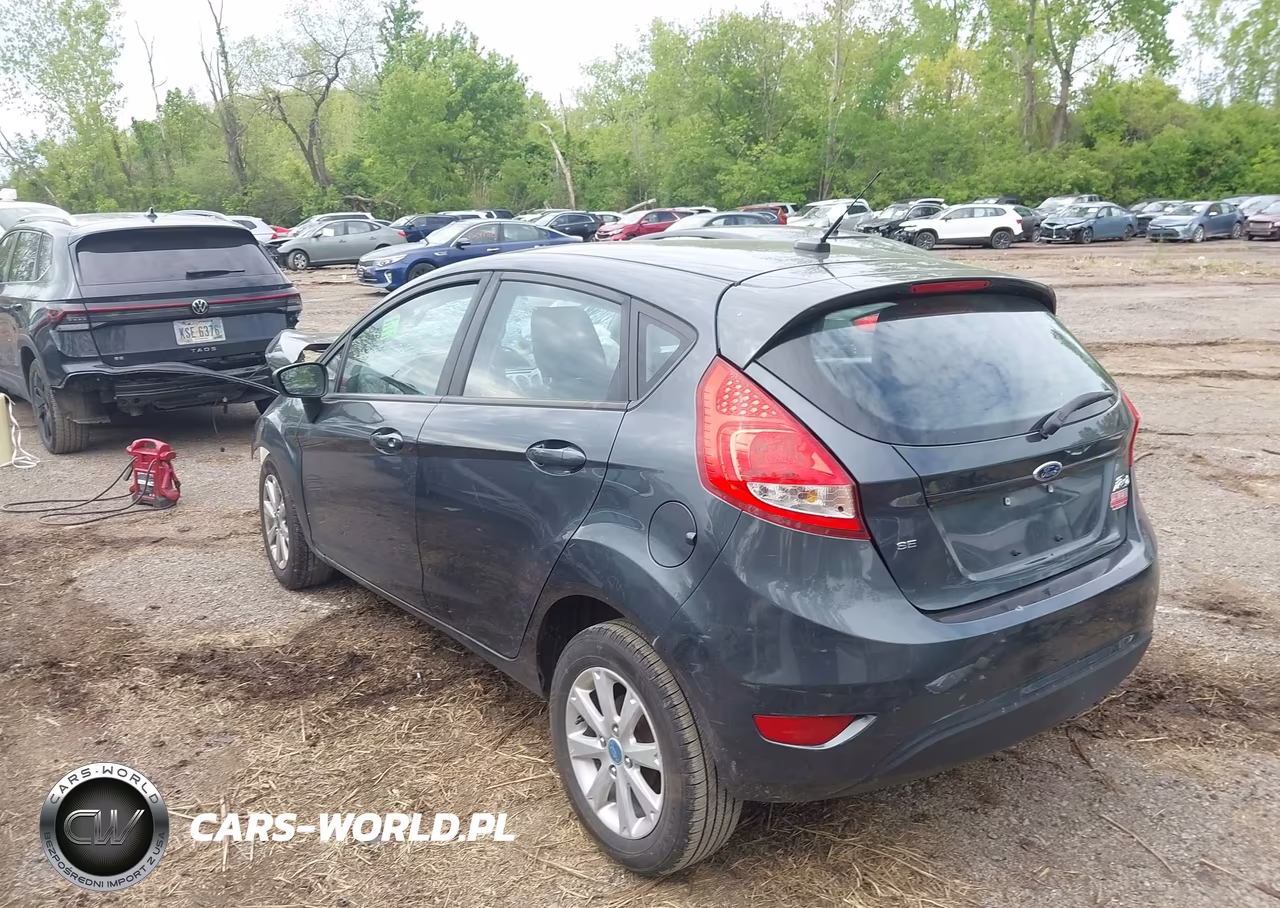 2011 Ford Fiesta Se VIN:3FADP4EJ7BM225558 - 3