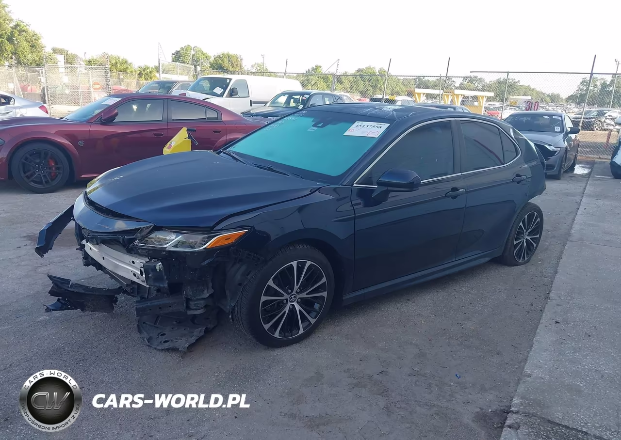 2018 Toyota Camry Se VIN:4T1B11HK6JU584671 - 2